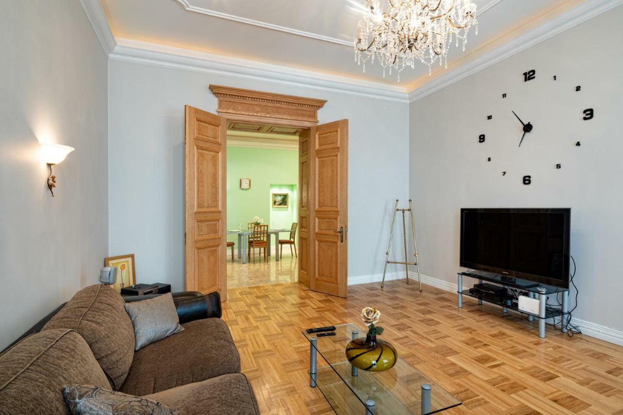Old Riga 2 Bedroom Vecpilsetas Street Apartment Экстерьер фото