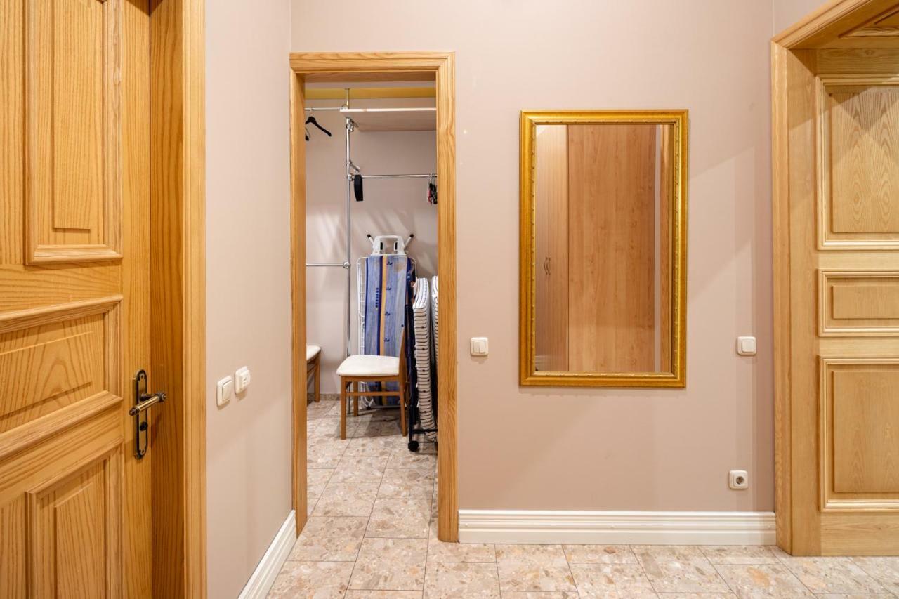 Old Riga 2 Bedroom Vecpilsetas Street Apartment Экстерьер фото